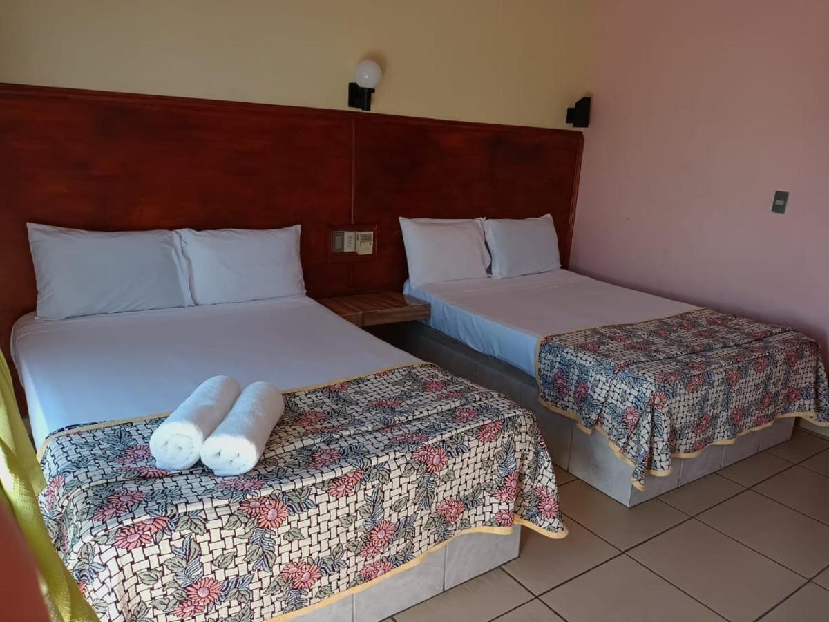 Hotel Casa Juanita Puerto Escondido  Bagian luar foto